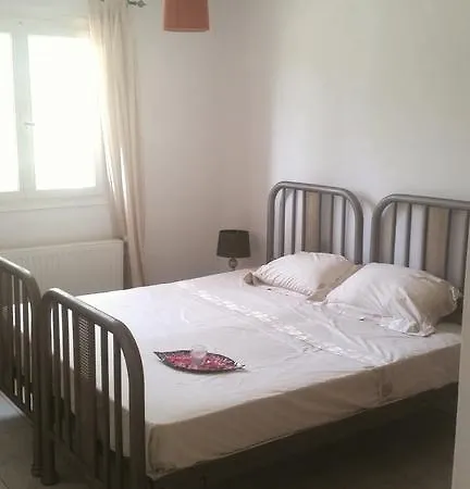 Thavma Summer House